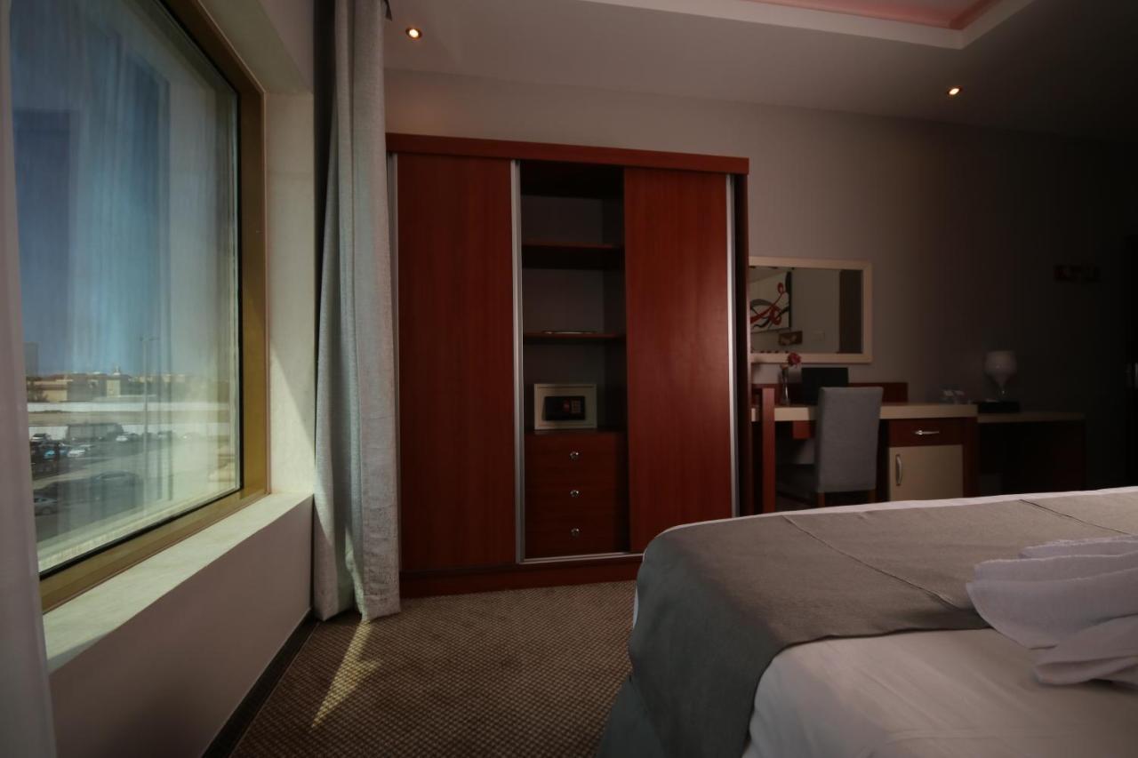 Tobal Al Zahra Hotel Apartments Jidda Exteriör bild