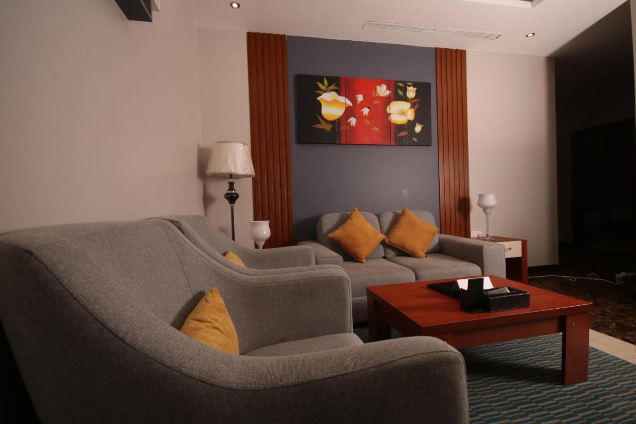 Tobal Al Zahra Hotel Apartments Jidda Exteriör bild