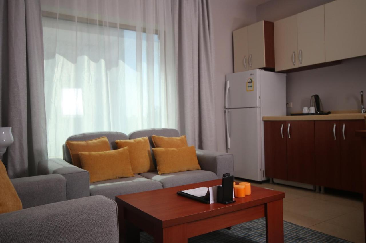 Tobal Al Zahra Hotel Apartments Jidda Exteriör bild