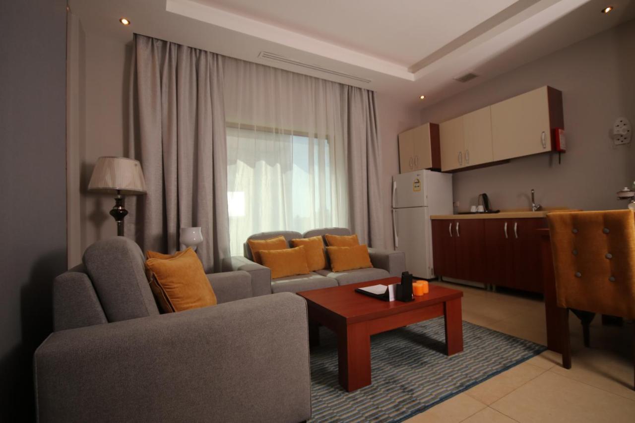Tobal Al Zahra Hotel Apartments Jidda Exteriör bild